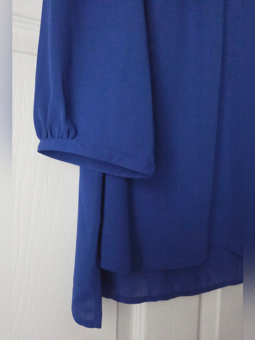 Express Semi Sheer Royal Blue Keyhole Blouse Size M - Picture 5 of 11